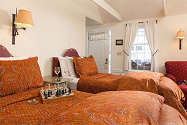 Garden Gables Inn (Lenox)